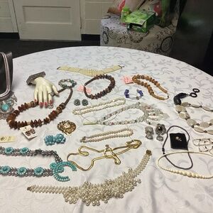 Vintage Jewelry lot Beads, bracelet  Brooches, Earrings, Ring ANNE KLEIN 30 pc